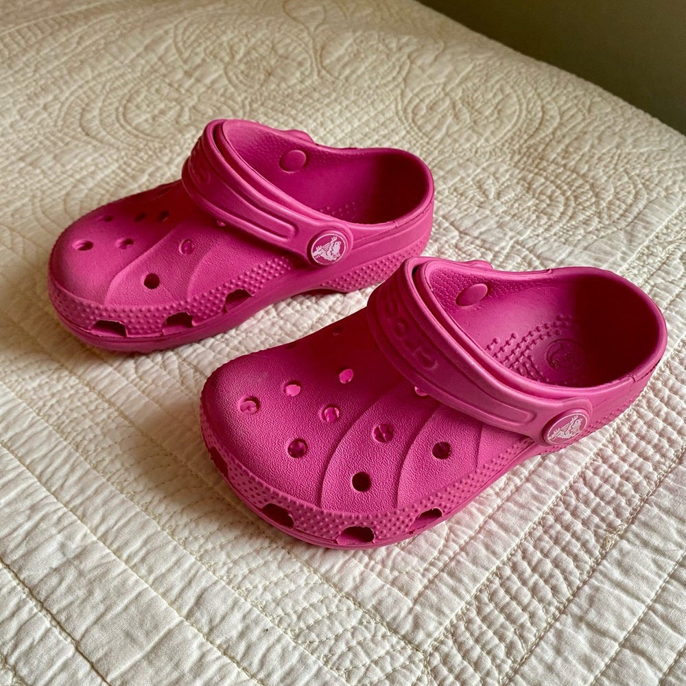 Pink Crocs Size 8/9 Toddler